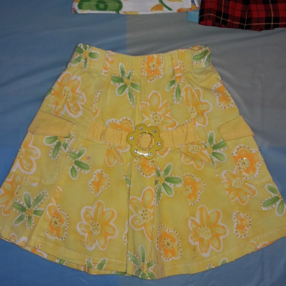 Girls skirt